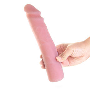 BAILE - REALISTIC SKIN TOUCH SILICONE DILDO 23 CM - Kink&Play