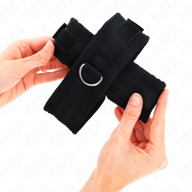 KINK - CROSS CUFFS BLACK 34 X 5.5 CM - Kink&Play