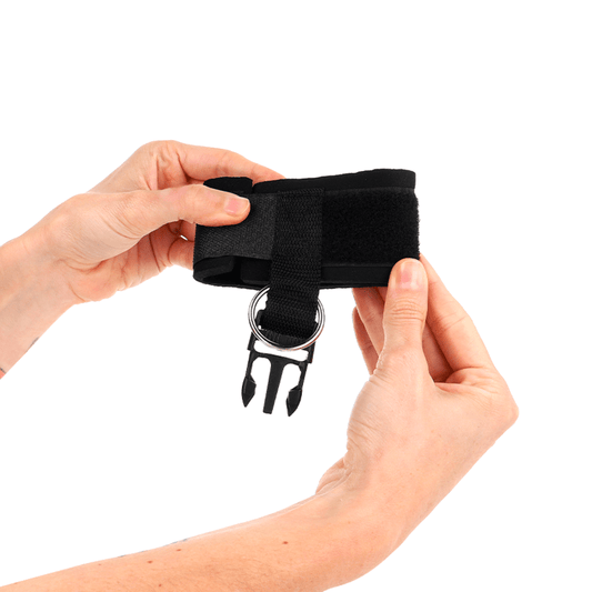 KINK - NEOPRENE HOOK&LOOP FASTENER WRIST RESTRAINTS BLACK ADJUSTABLE 22 - 34 CM - Kink&Play