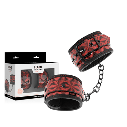 BEGME - RED EDITION PREMIUM HANDCUFFS WITH NEOPRENE LINING - Kink&Play