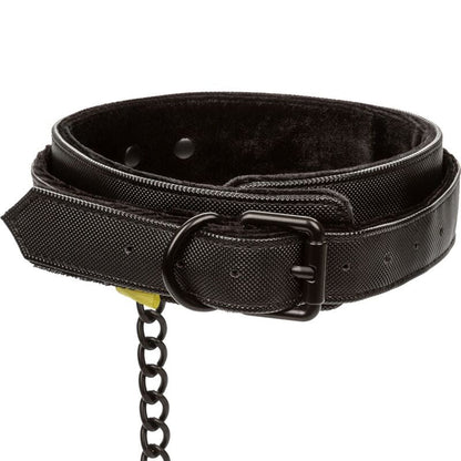 CALEXOTICS - BOUNDLESS COLLAR AND LEASH - Kink&Play