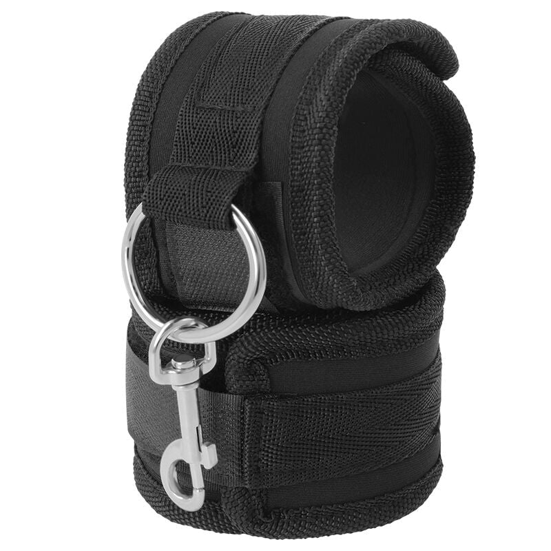DARKNESS - NEOPRENE HANDCUFFS - Kink&Play