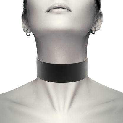 COQUETTE CHIC DESIRE - VEGANSKT LÄDERCHOKAR