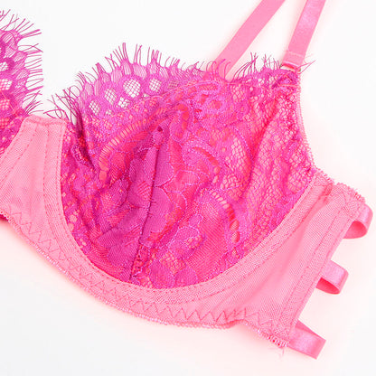 SUBBLIME - 955359 BH-SET MED SPETS OCH STRUMPEBANDSHÅLLARE ROSA OCH LILA S/M