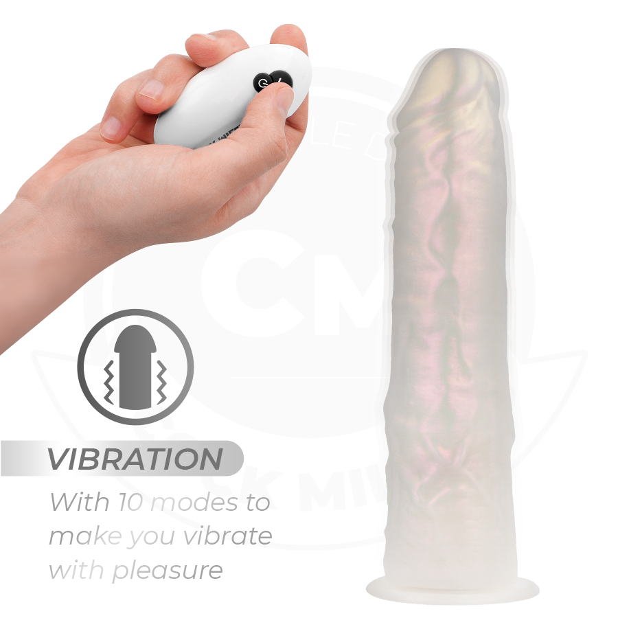 COCK MILLER - DILDO MED SUGPROPP, LJUS OCH VIBRATION MED FJÄRRKONTROLL VIT 20,5 CM