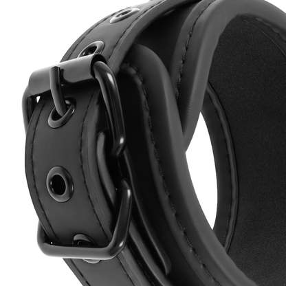 FETISH SUBMISSIVE - OPEN LEGS POSITION WITH NOPRENE LINING HANDCUFFS - Kink&Play