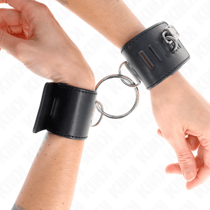 KINK - FIXED WRIST RESTRAINTS WITH RING AND PADLOCK CLOSURE BLACK ADJUSTABLE 16 - 23 CM X 5.5 CM - Kink&Play