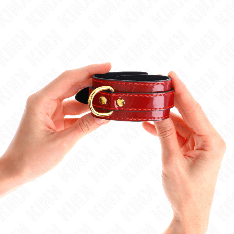KINK - JOANNA ANGEL WRIST CUFFS RED ADJUSTABLE WITH GOLD CHAIN 16.5 - 26 CM X 4 CM - Kink&Play