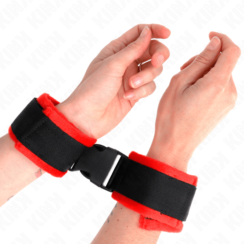 KINK - NYLON BIND HOOK&LOOP WRIST RESTRAINTS BLACK MODEL 1 AJDUSTABLE 25 - 35 CM X 6 CM - Kink&Play