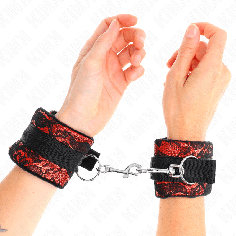 KINK - SHORT VELVET LACE WRIST RESTRAINTS AND NYLON BIND RED / BLACK 23 X 6.5 CM - Kink&Play