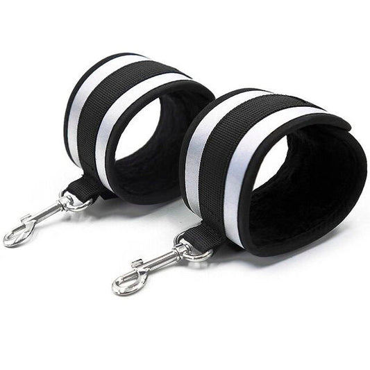 OHMAMA FETISH - GREY WRIST CUFFS - Kink&Play