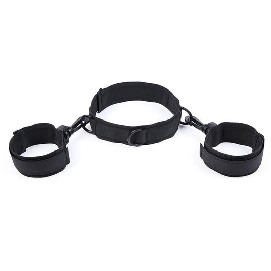 OHMAMA FETISH - NYLON HANDCUFFS AND COLLAR - Kink&Play